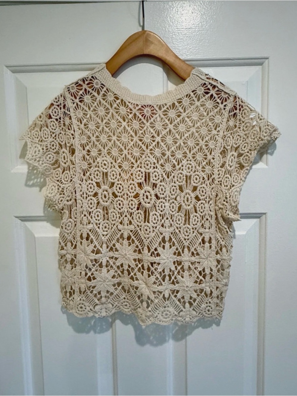 GLG Cream Crochet Button-Front Short Sleeve Cardigan🌼 - Picture 3 of 5